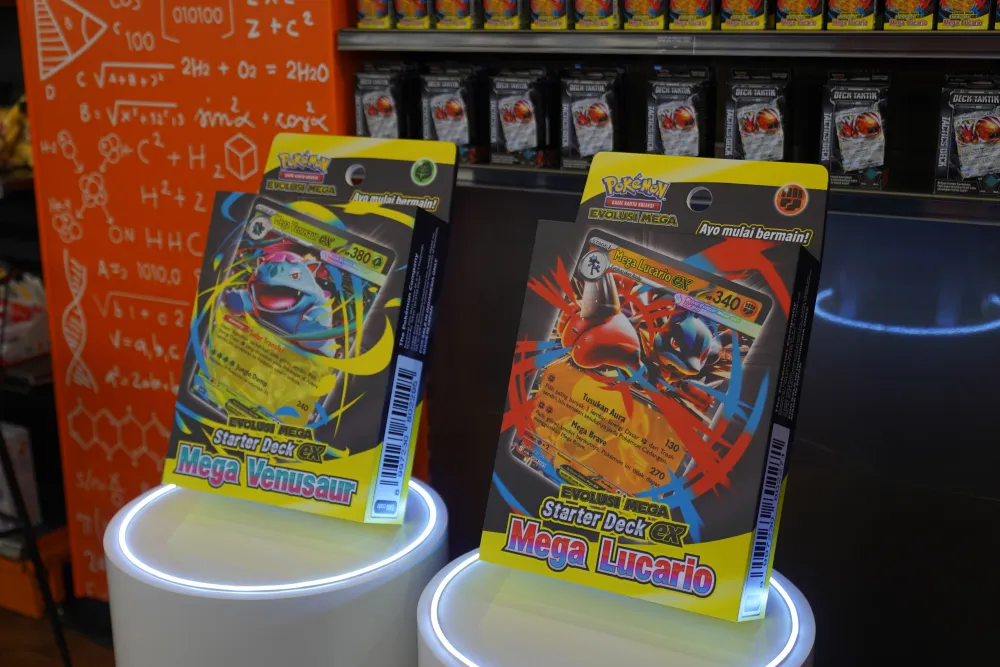 Press Kit Evolusi Mega Starter Deck ex